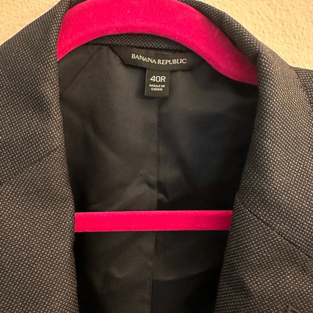 Banana Republic Men’s Blazer 40R – Marzotto Super 110’s Wool Charcoal Gray